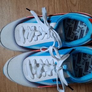 Girls Puma Sneakers